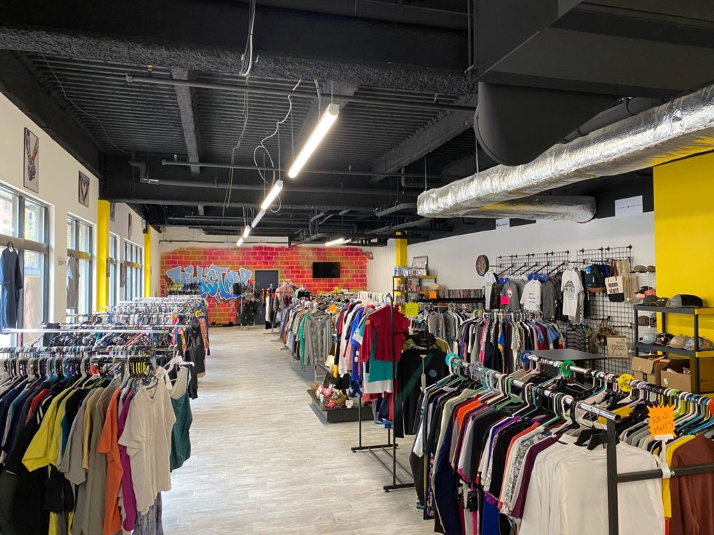 New Designer Consignment Boutique 'To Be Continued' Opens in