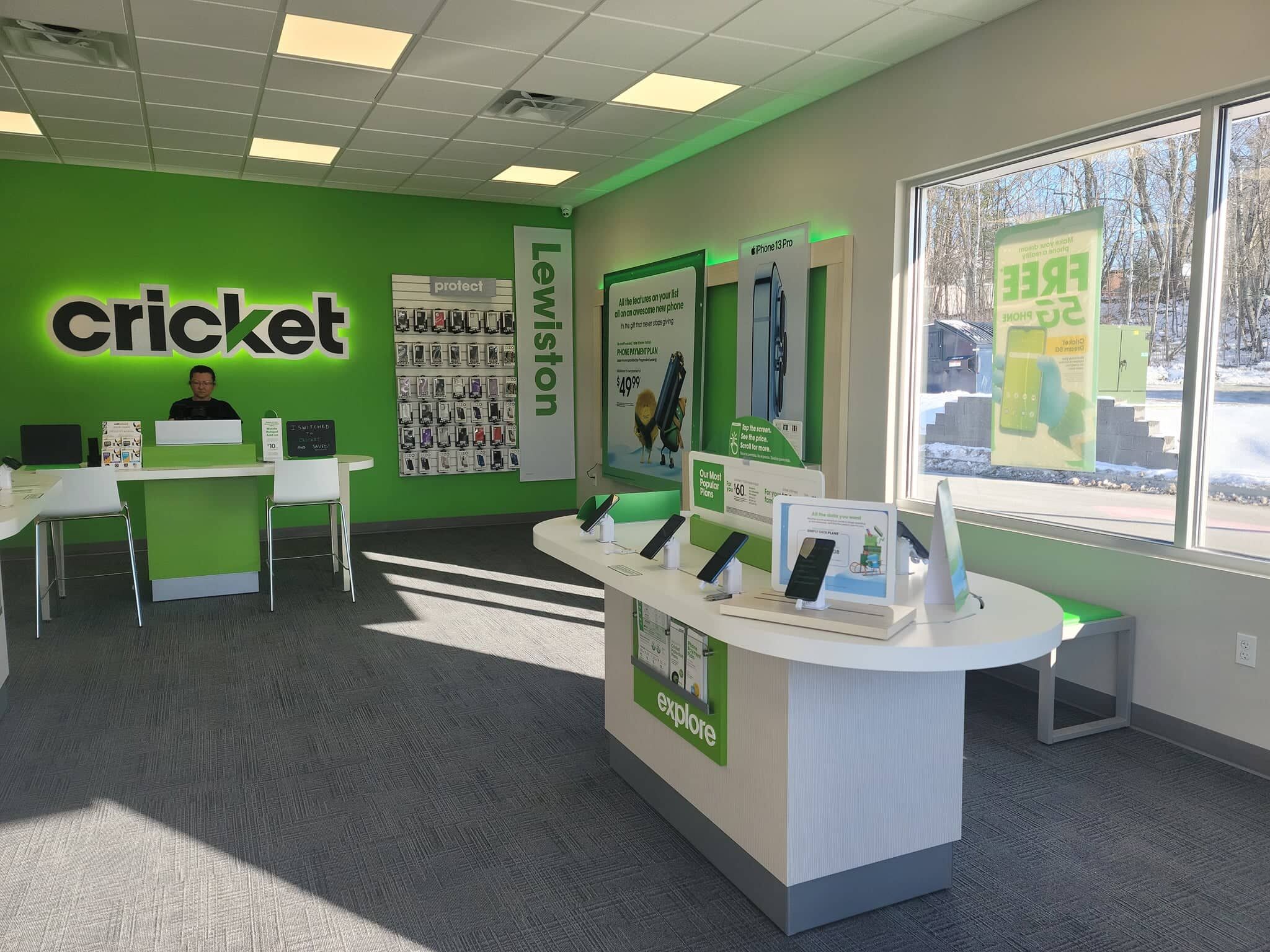 Cricket Wireless Store Open