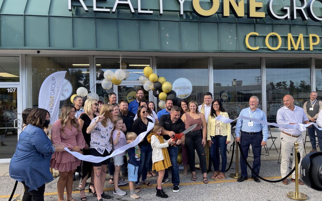 Auburn Celebrates the Opening of Realty ONE Group – Compass of Maine with Ribbon Cutting